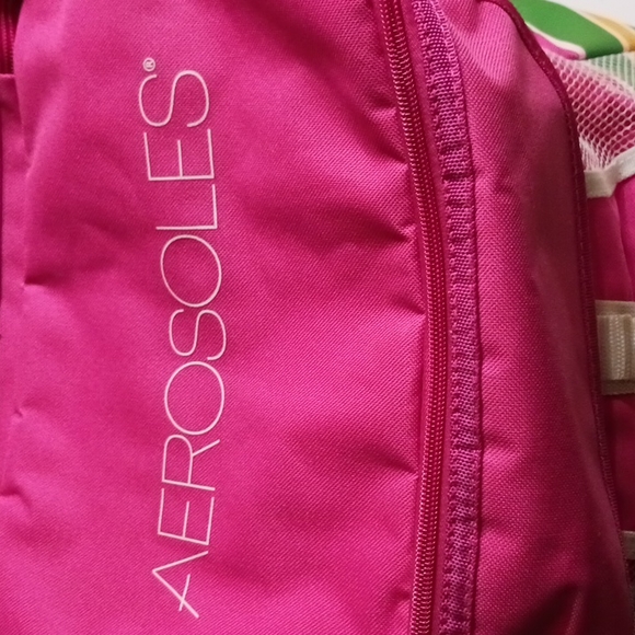 Aerosoles insulated cooler Pink, Green Yellow  Blue strips. Large compartment - Picture 2 of 8